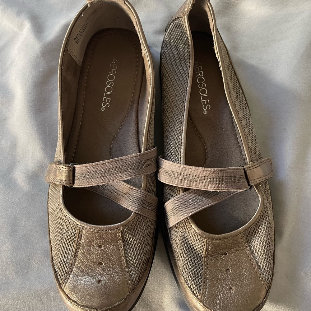 Aerosoles, Flats, bronze color, size 9